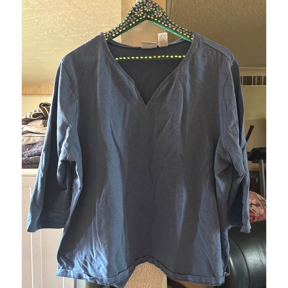 Classic Elements Woman Blue Split V-Neck 3/4 Sleeve Top Plus